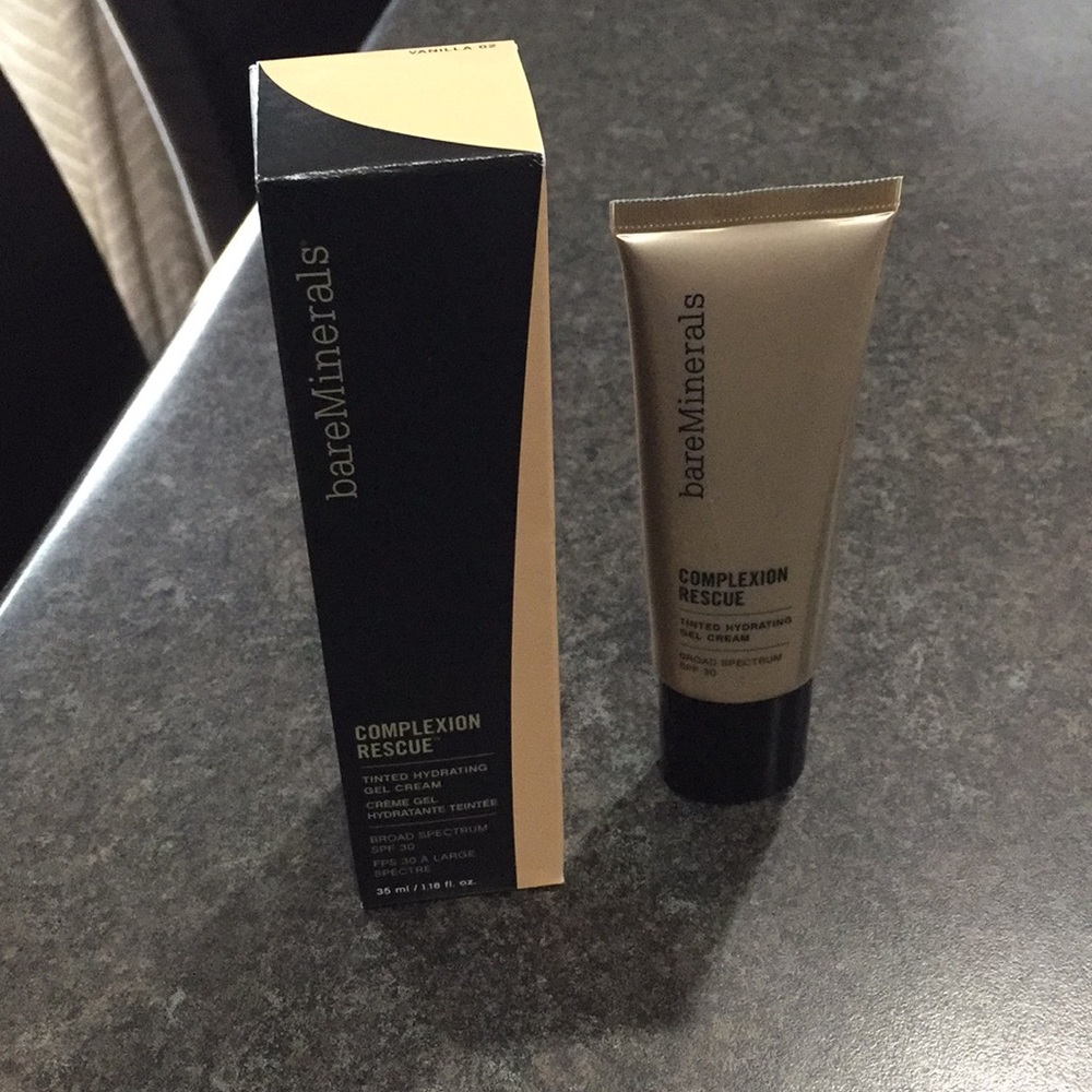 Bare minerals complexion rescue